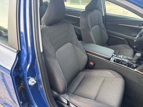 Used 2025 Toyota Camry LE image 35