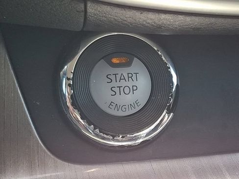 Used 2017 Nissan Murano SV AWD/4WD image 23