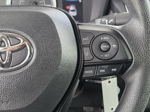 Used 2021 Toyota Corolla LE w/ Carpet Mat Package (TMS) FWD image 26