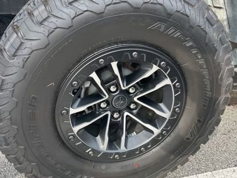 Used 2020 Jeep Gladiator Mojave AWD/4WD image 5