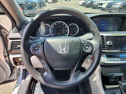 Used 2015 Honda Accord EX-L image 18