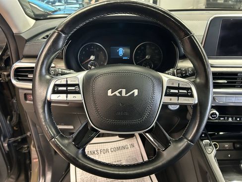 Used 2022 Kia Telluride EX w/ EX Premium Package AWD/4WD image 11