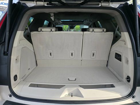 Used 2023 Cadillac Escalade Premium Luxury Platinum w/ LPO, Radiant Package AWD/4WD image 17