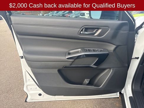 New 2026 Nissan Pathfinder SV image 11