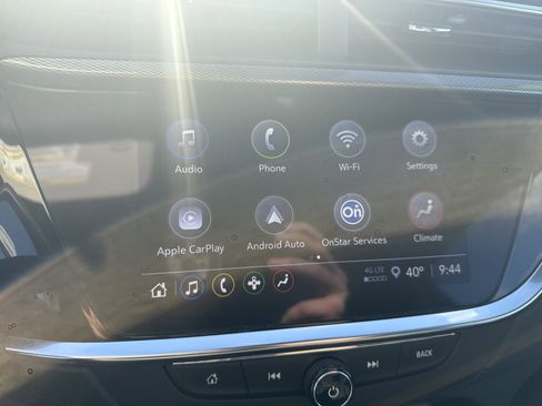 Used 2022 Buick Encore GX Essence w/ Experience Buick Package image 26