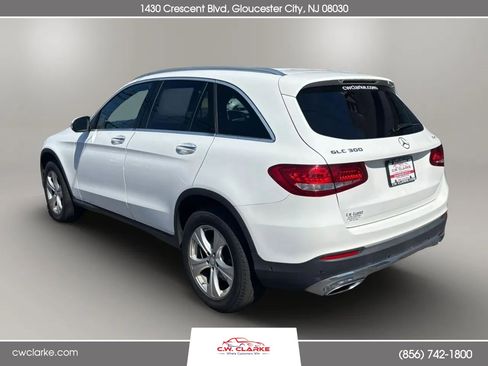 Used 2017 Mercedes-Benz GLC 300 4MATIC image 8