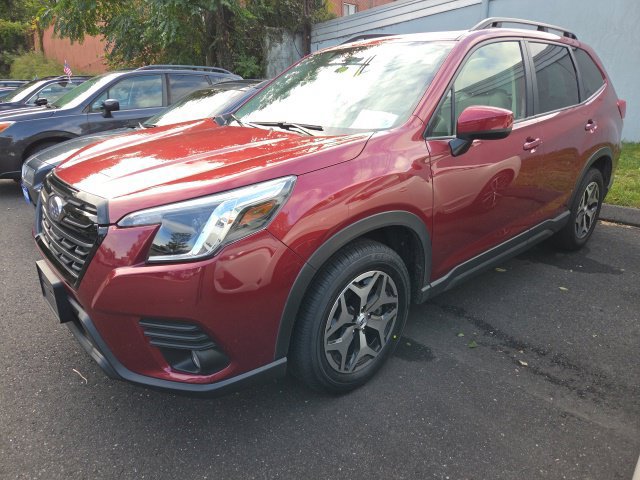 Used 2023 Subaru Forester Premium AWD/4WD image 14