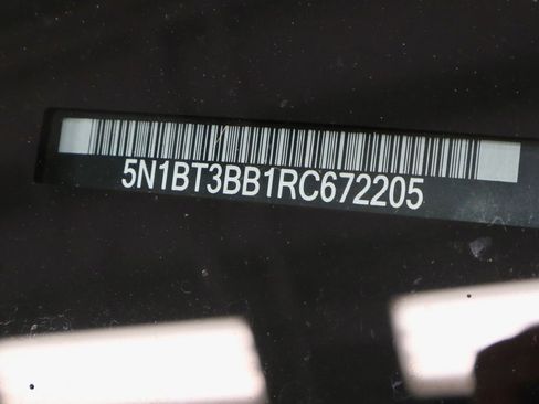 Certified 2024 Nissan Rogue SV image 34
