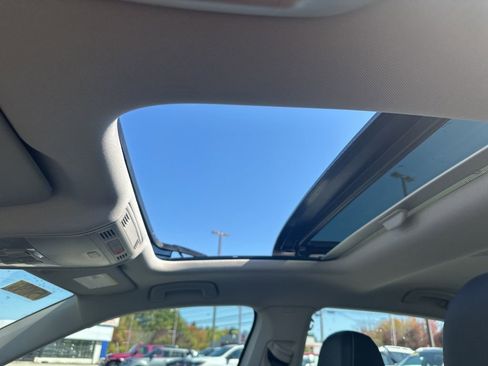 New 2026 Volkswagen Jetta SE image 21