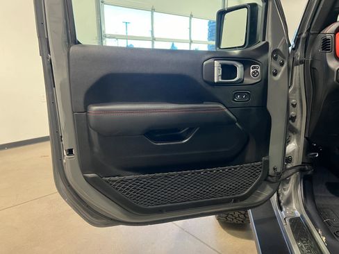 Used 2020 Jeep Gladiator Rubicon image 23