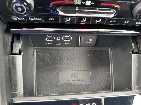 Used 2025 Jeep Grand Cherokee Altitude image 32