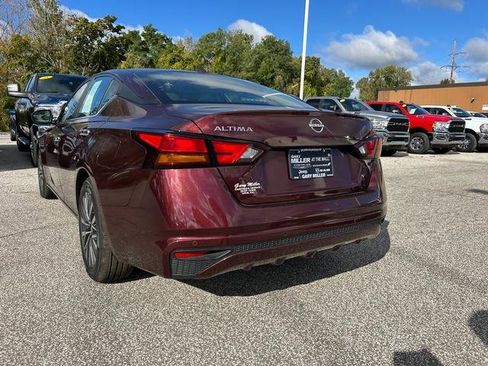 Used 2023 Nissan Altima 2.5 SV image 5