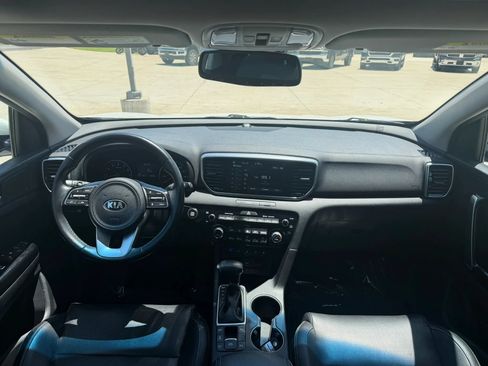 Used 2020 Kia Sportage EX w/ Option Group 15 AWD/4WD image 16