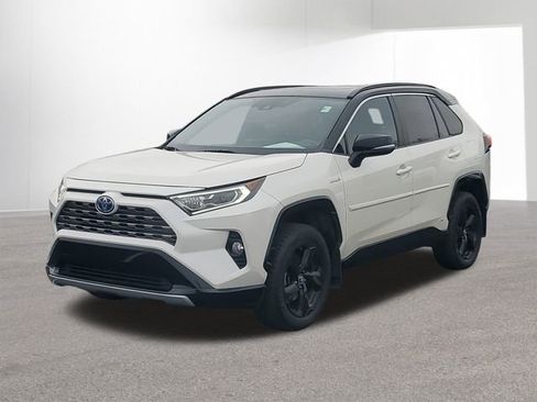 Used 2020 Toyota RAV4 XSE image 1