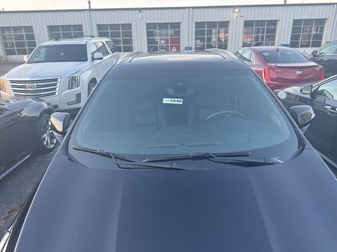 Certified 2022 Cadillac XT5 Premium Luxury w/ Technology Package image 3