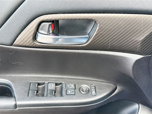 Used 2016 Honda Accord Sport image 18