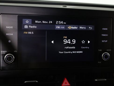 Used 2024 Kia Sportage LX image 39