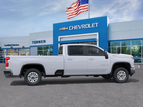 New 2026 Chevrolet Silverado 2500 LT w/ Safety Package AWD/4WD image 5
