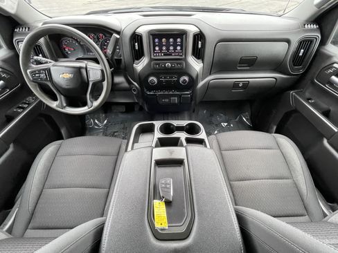 Certified 2024 Chevrolet Silverado 1500 Custom AWD/4WD image 12
