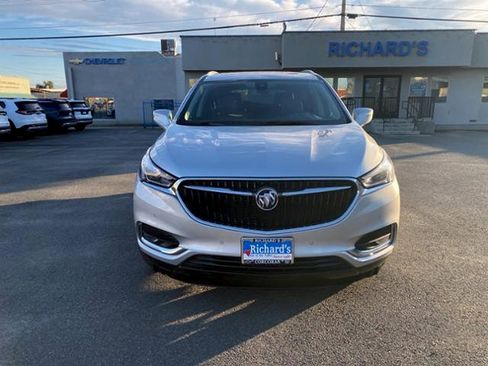 Used 2021 Buick Enclave Premium w/ Sun and Sites Package FWD image 13