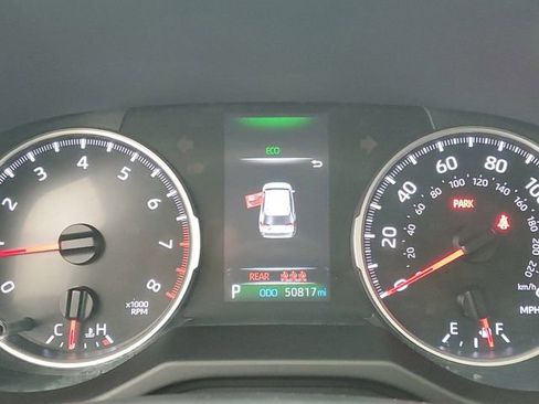 Used 2022 Toyota RAV4 LE image 26