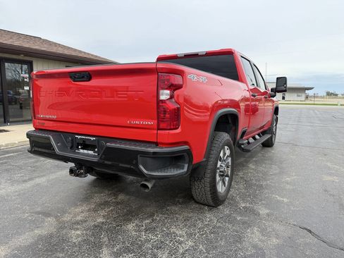 Used 2024 Chevrolet Silverado 2500 Custom w/ Custom Value Package AWD/4WD image 8