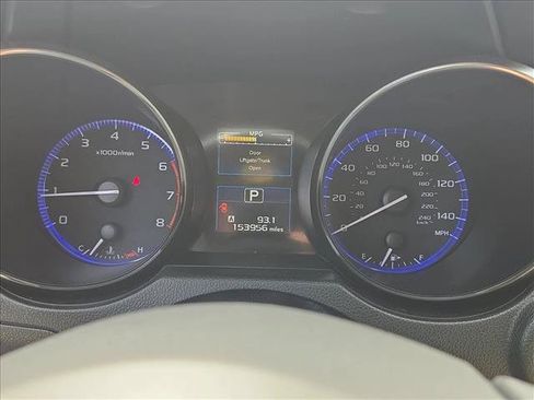 Used 2015 Subaru Outback 2.5i Limited AWD/4WD image 10