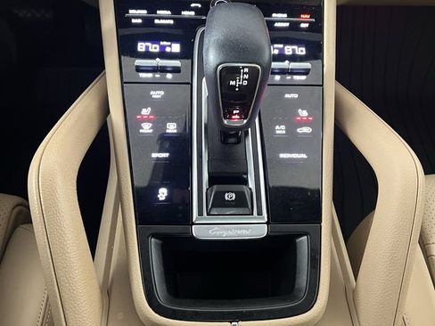 Certified 2022 Porsche Cayenne image 36