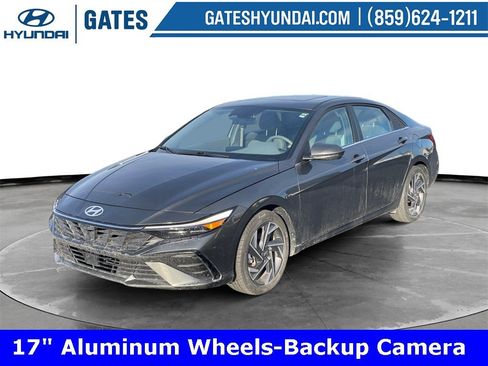 Certified 2024 Hyundai Elantra SEL w/ Convenience Package image 5
