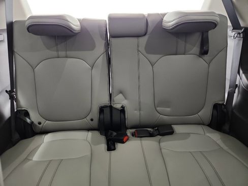 Used 2023 Honda Pilot Elite image 34