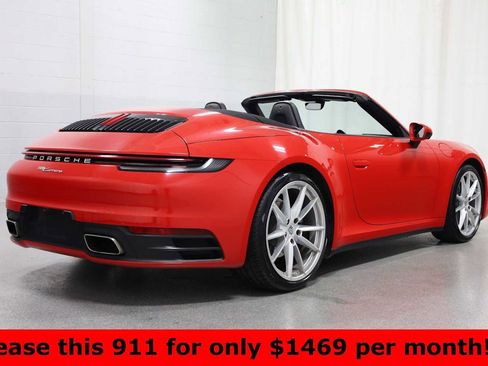 Certified 2022 Porsche 911 Carrera image 9