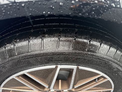 Used 2024 Ford Mustang Mach-E Premium image 18