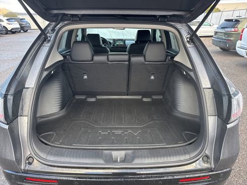 Used 2025 Honda HR-V EX-L image 11