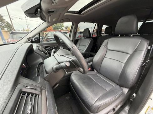 Used 2022 Honda Pilot Special Edition image 10