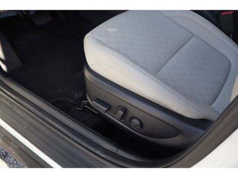 Used 2023 Kia Seltos EX image 18