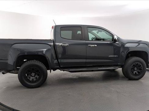 Used 2017 GMC Canyon 2WD Crew Cab w/ Convenience Package image 9