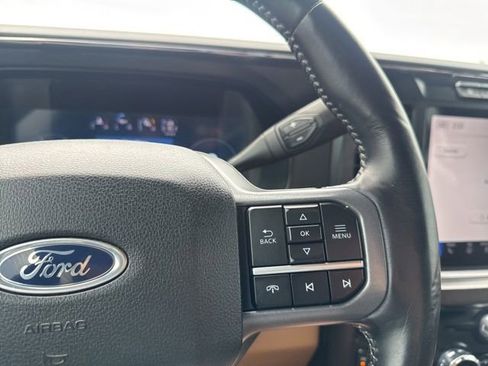 Used 2024 Ford F250 Lariat w/ Lariat Ultimate Package AWD/4WD image 22