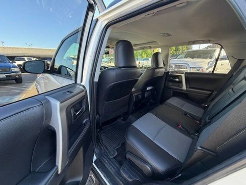 Used 2019 Toyota 4Runner SR5 Premium AWD/4WD image 10