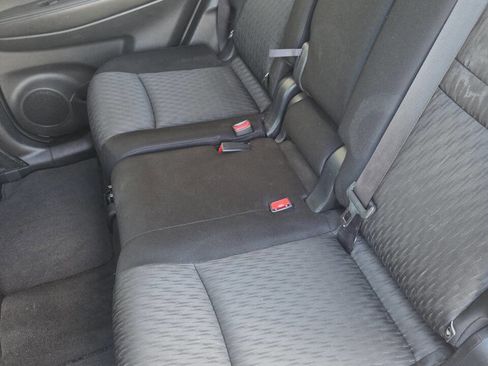 Used 2017 Nissan Rogue S w/ S Appearance Package image 13