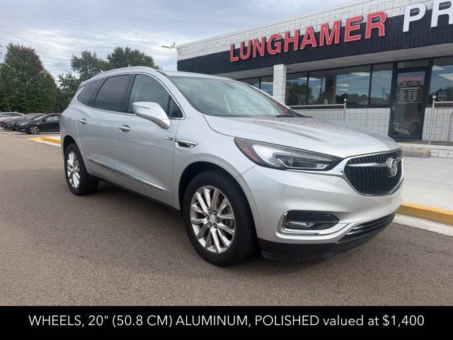Used 2018 Buick Enclave Essence w/ Trailering Package AWD/4WD image 4