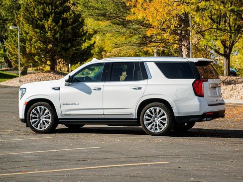 Used 2021 GMC Yukon Denali w/ Denali Ultimate Package image 7