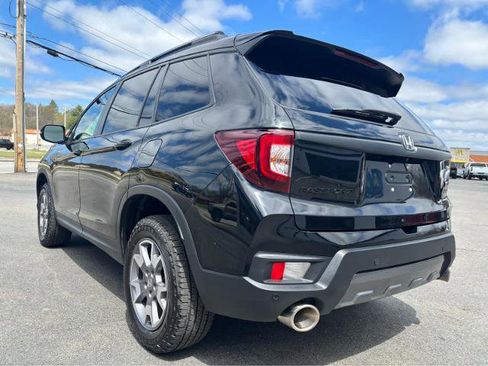 Used 2022 Honda Passport TrailSport image 5