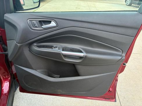 Used 2013 Ford Escape SE FWD image 13