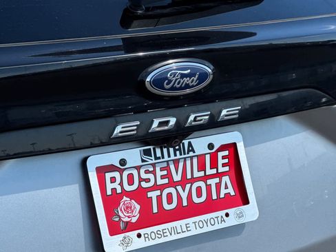 Used 2022 Ford Edge SEL image 33