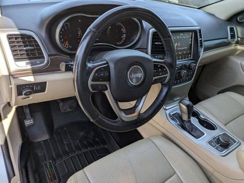 Used 2018 Jeep Grand Cherokee Limited w/ Luxury Group II image 10