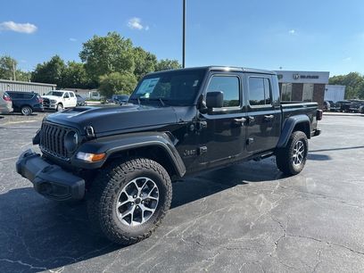 New 2025 Jeep Gladiator Sport