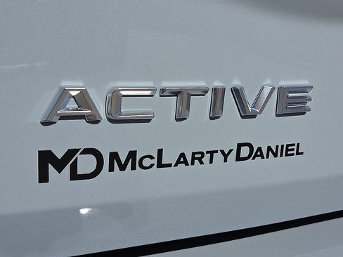 New 2026 Ford Expedition Active image 8