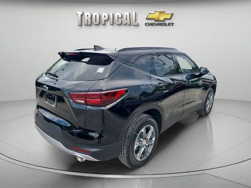 New 2026 Chevrolet Blazer LT w/ Convenience Package FWD image 5