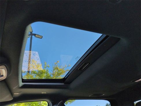 Certified 2022 RAM 3500 Laramie image 21