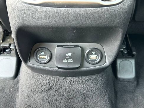 Used 2022 Hyundai Santa Fe Calligraphy AWD/4WD image 22